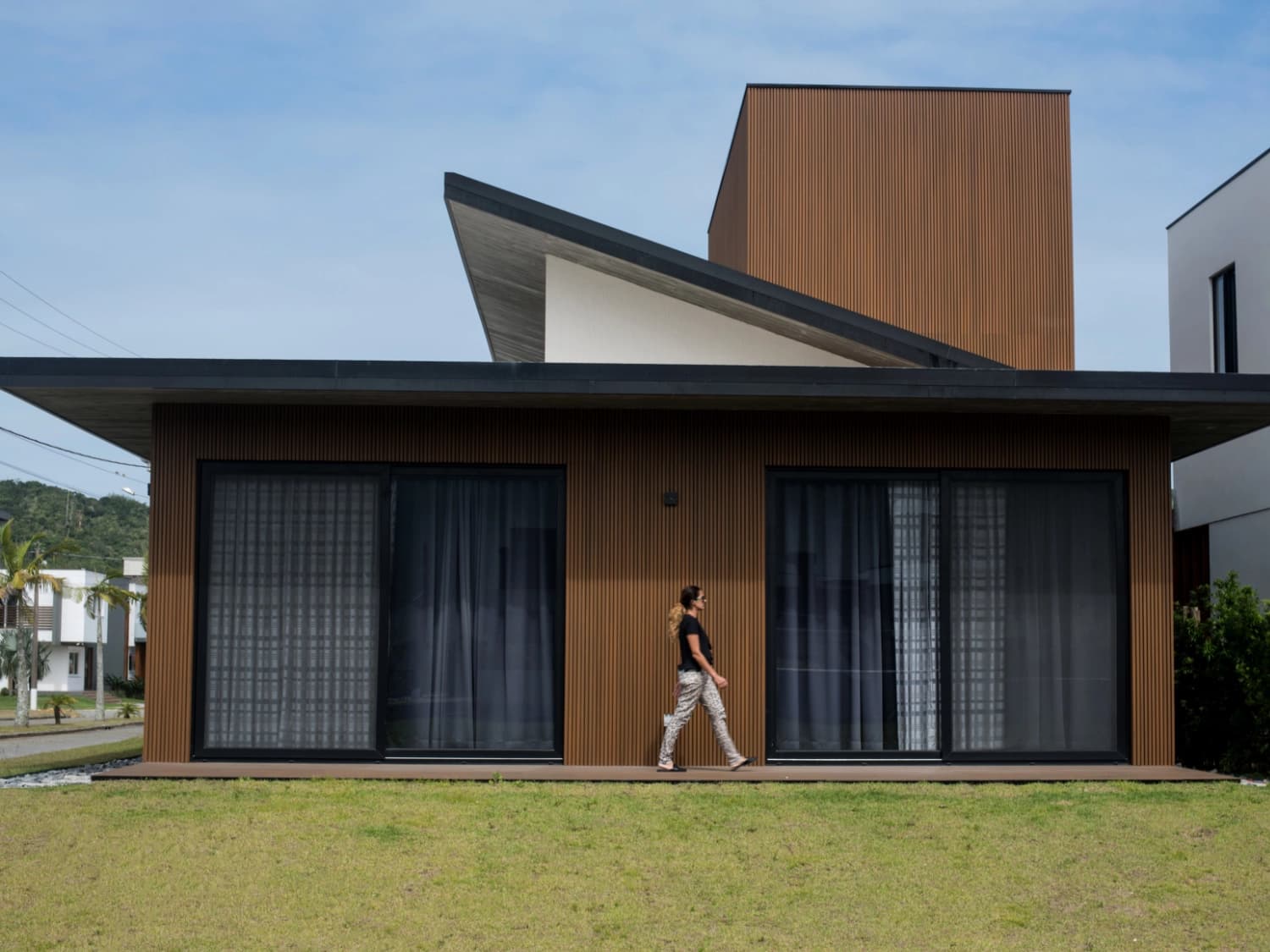 Paneles 3D para Exteriores - Revestimientos de Pared en WPC